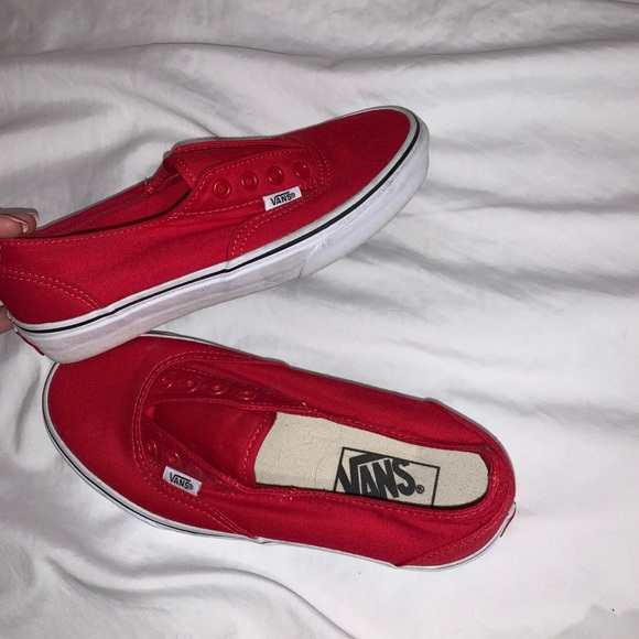 Red vans - Picture 3 of 3
